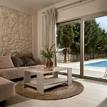 Villa Avesta Private - Niovi