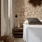 Avesta Private - Niovi Villa *
