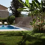 Villa Avesta Private - Niovi *