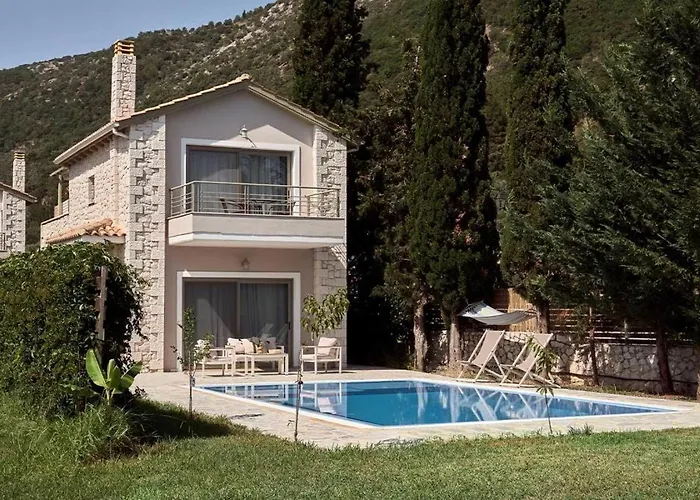 Avesta Private - Niovi Vlikhon