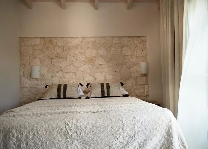 Avesta Private - Niovi Villa *