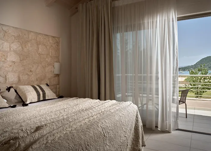 Avesta Private - Niovi Villa *