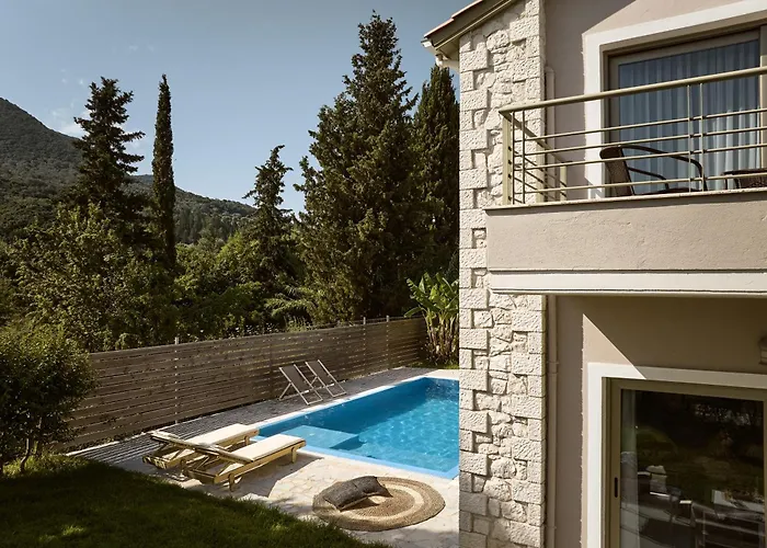 Villa Avesta Private - Niovi